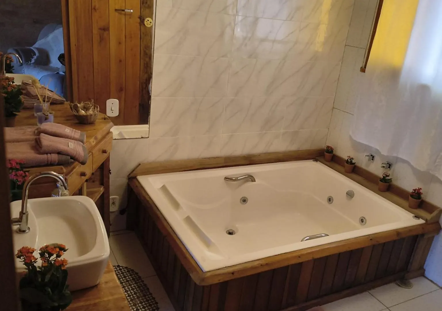 Suite Rustica Aconchego - Com Banheira De Hidromassagem Campos do Jordao